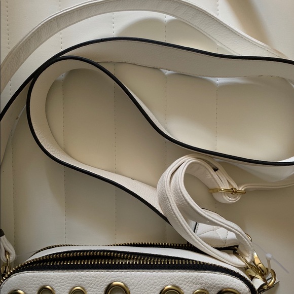 SOLD!    Steve Madden White Crossbody Purse New - Picture 3 of 7